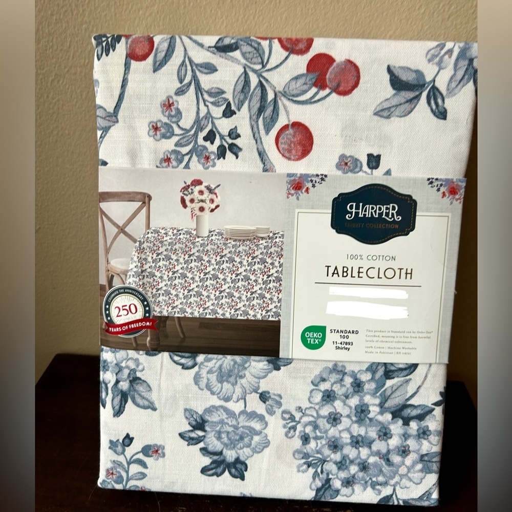 Harper Americana New Tablecloth 60”x 84” Oblong Red White Blue July 4th Floral - Picture 1 of 2